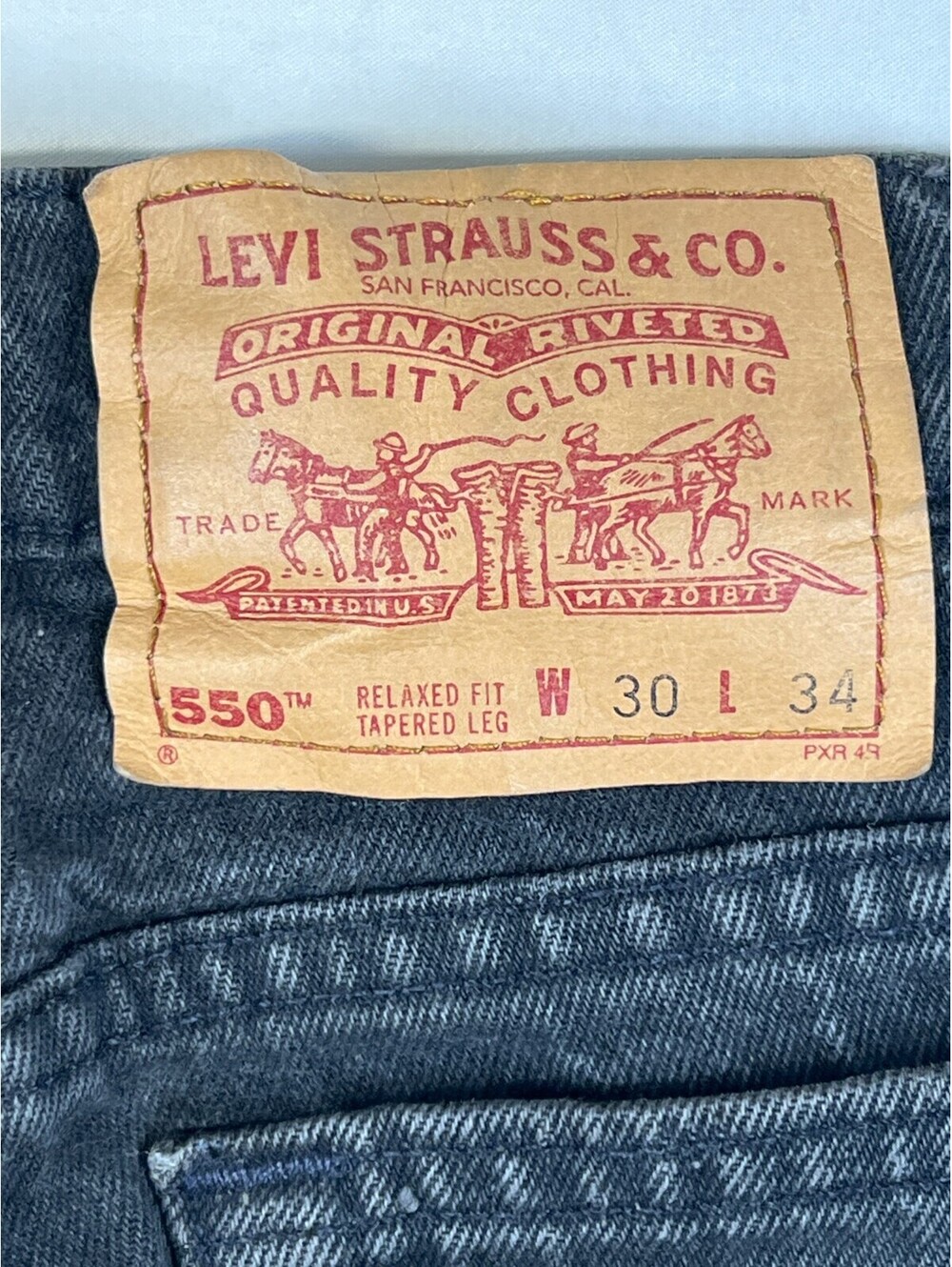 Vintage Levi's 550 Made in USA Men Size 30x34 Black Relaxed Fit Tapered Jeans - Picture 5 of 13
